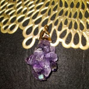 Natural  amethyst  pendent